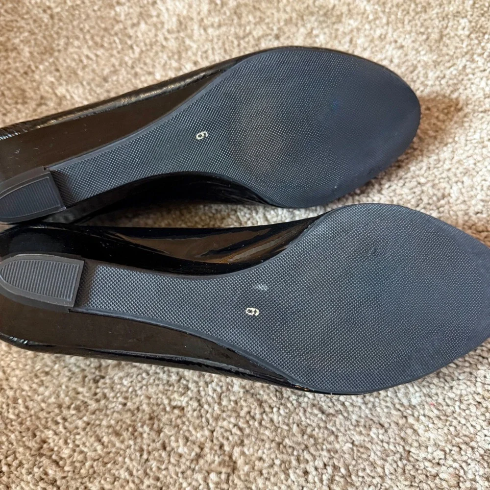 Butter Black Crinkle Patent Leather Rosette Low Wedge Pumps Made in Italy Size 6
